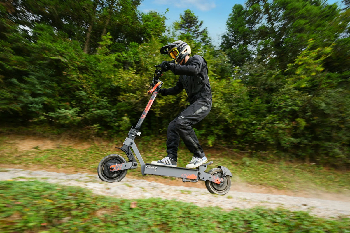 Electric Scooter Acceleration Explained: What Makes a Scooter Feel Faster?